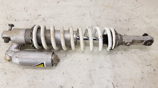 Takaiskunvaimennin (YAMAHA YZF250 2004) 5XC-22210-00-00