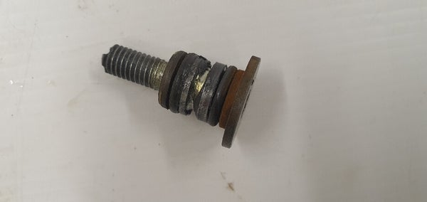 Bolt  (Yamaha YZF250 2016) 17D272170000 17D-27217-00-00