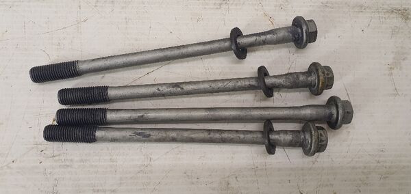 Kannenpultit (YAMAHA WR450 2003)  90105-106A3-00 90105-104A7-00