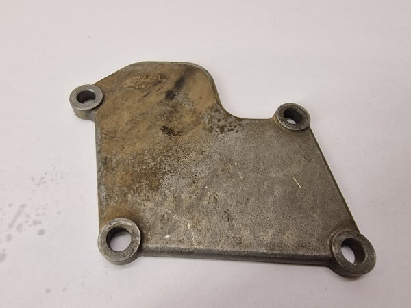 Pakoaukons&auml;&auml;timen kansi (Suzuki RM85 2009) 11231-02B40-000