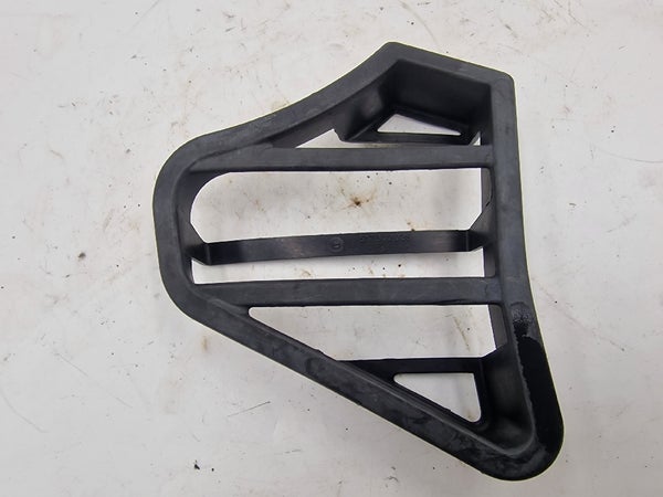 LH AIR INTAKE GRILL  (Ski-Doo MXZ440 2002) 517302025