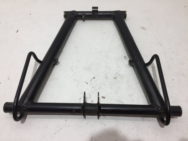 Etupukki (Ski-Doo GT 500F 2002) 503189782 503190906 503191080