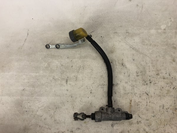 Takajarru p&auml;&auml;sylinteri (HONDA CR250 2001) 43510-KZ3-B01